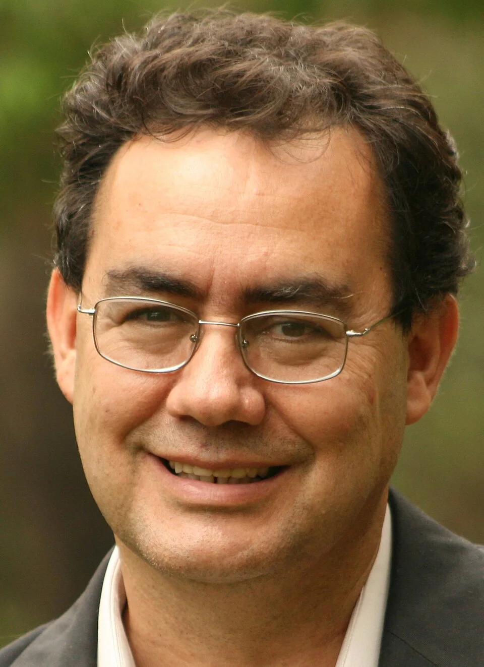 Retrato de arquivo do escritor Augusto Cury